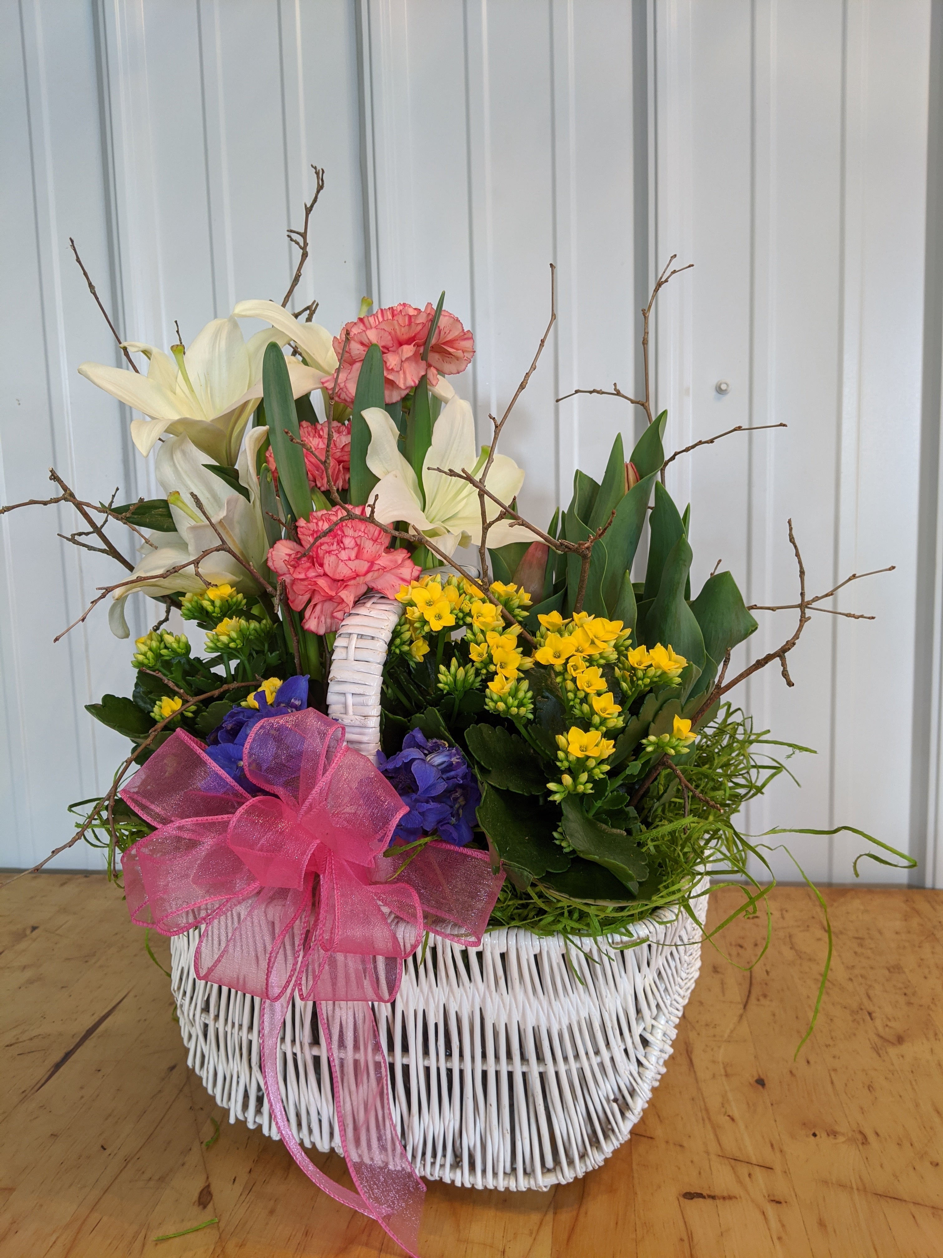 Seasonal blooming Garden Basket - Blooms In Bloom